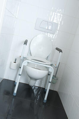 Toaletní židle STACY - 2